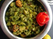 A picture of green dhaniya leaves