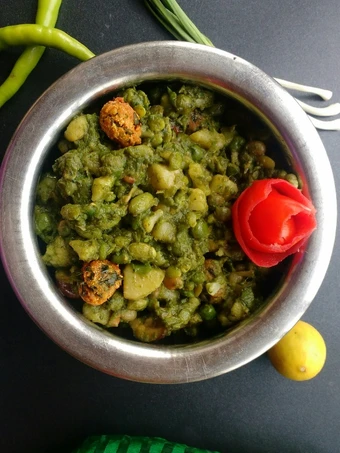 How To Prepare Green Undhiyu which Delicious