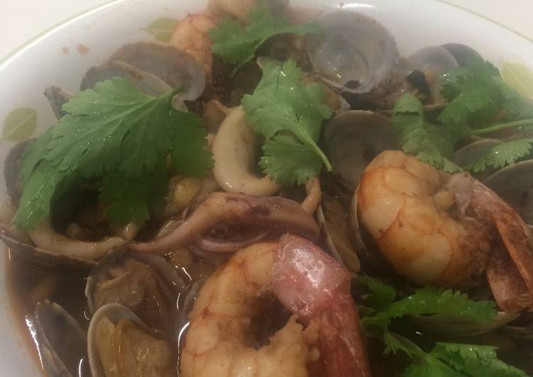 Resep Seafood Kuah Pedas ala Mokomichi, Sempurna