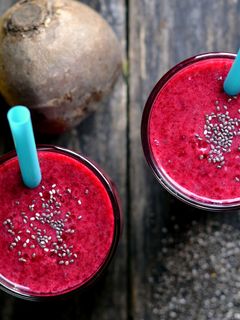 Céklás banános smoothie recept fotója