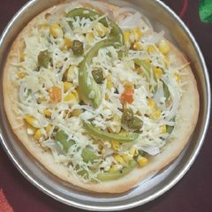 A picture of Homemade Yeast pizza.