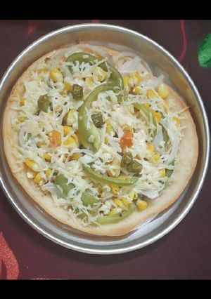 A picture of Homemade Yeast pizza.