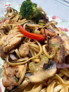 A picture of Quick and Easy Stir Fry Noodles.