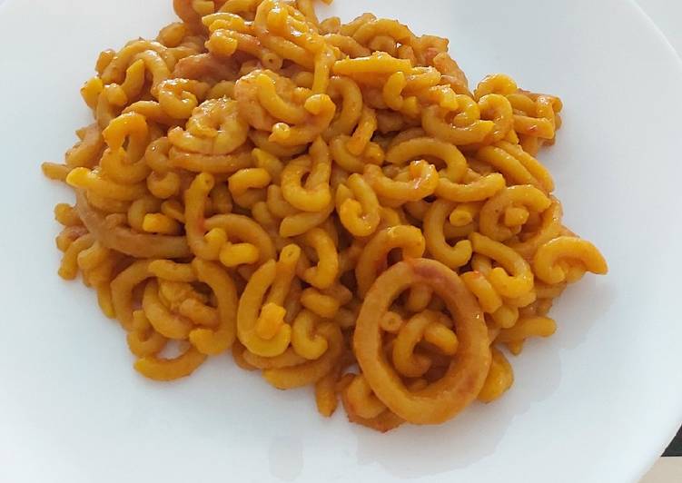 Fideuá de gamba y anillas de calamares😊
