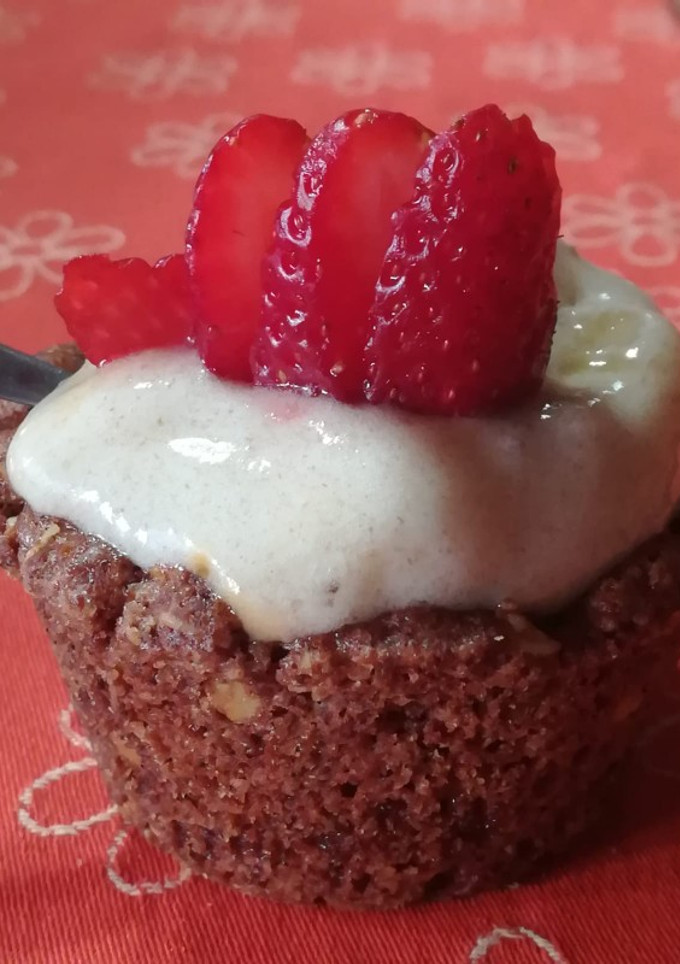 Una foto de Canastas de masa de galleta rellenas de helado casero de banana