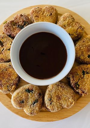 A picture of Heart shape cutlets.