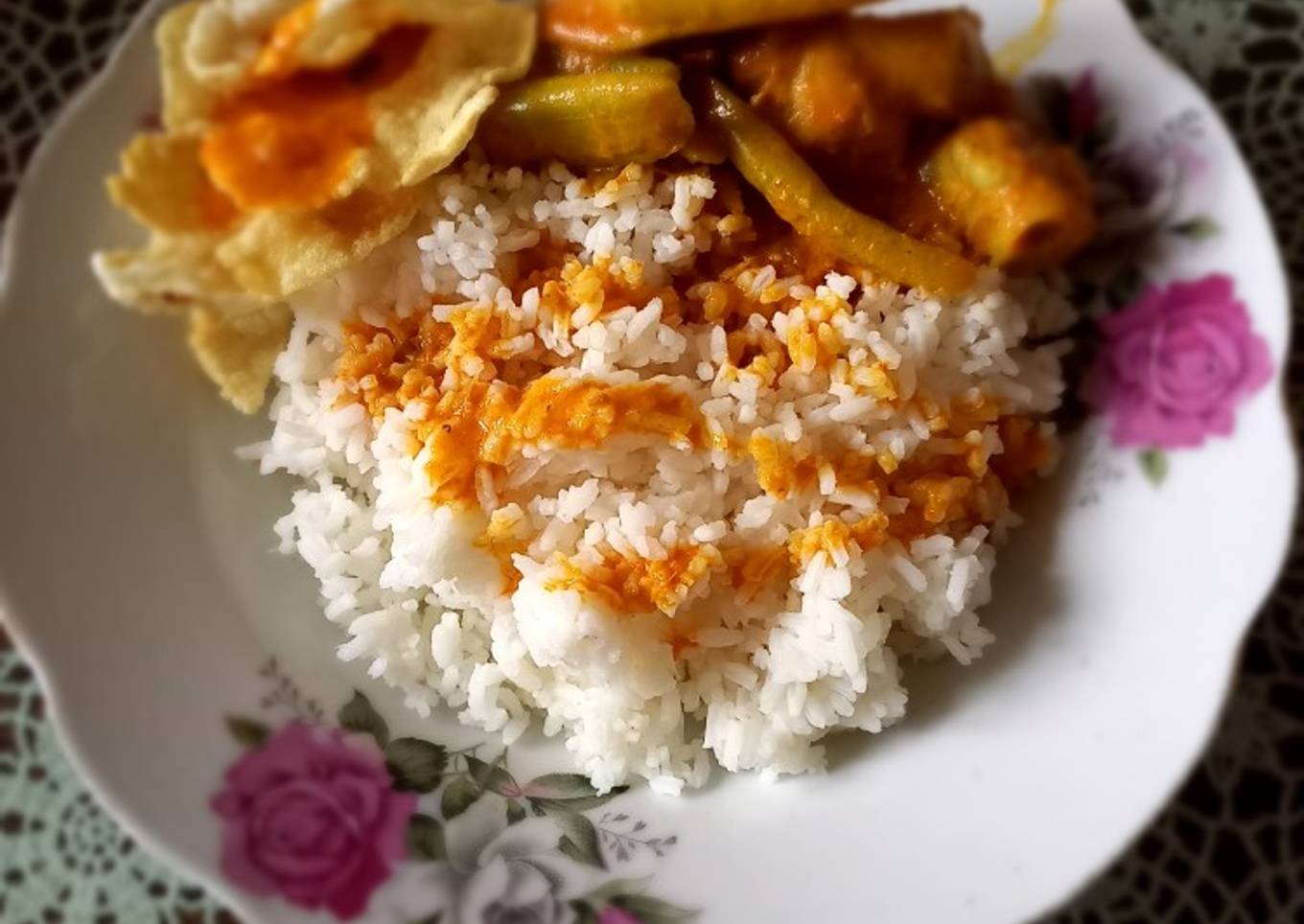 Gulai Ayam Tangkai Kemumu