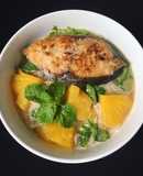 Bún cá ngừ nấu trái thơm