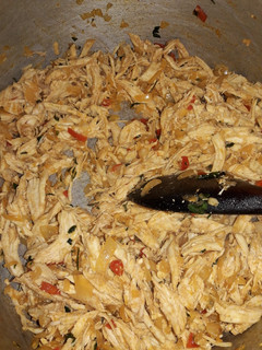 Una foto de Relleno de pollo para empanadas