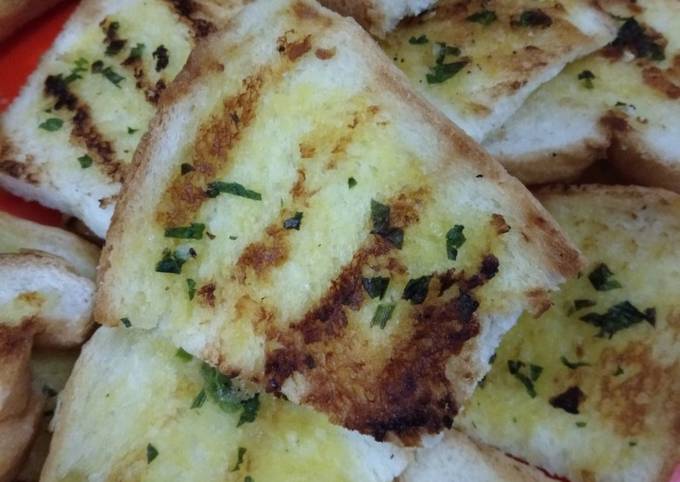 Standar Bagaimana cara buat Garlic Bread (Roti Tawar) yang spesial