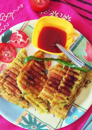 A picture of Grill suji noodles Snack.