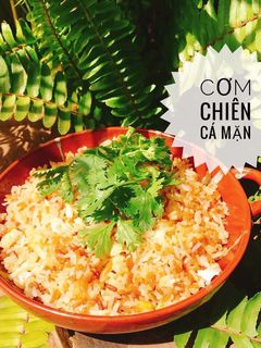 Hình của món Cơm chiên cá mặn.