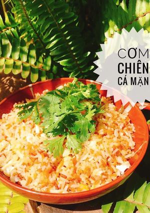 Hình của món Cơm chiên cá mặn.