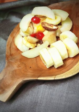 মিক্সড ফ্রুট স্যালাড (Mixed fruit salad recipe in Bengali) রেসিপির প্রধান ছবি