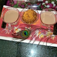 A picture of Gur wali chai.
