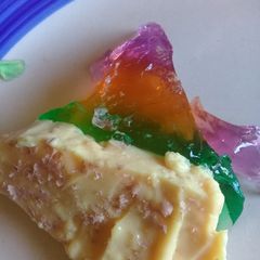 A picture of Rainbow Jelly & Custard.