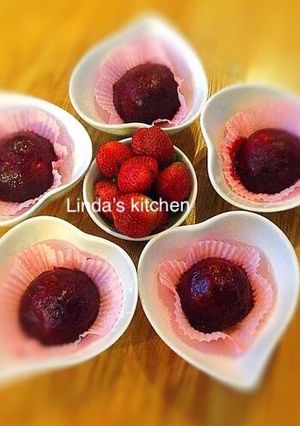 Hình của món Ichigo Daifuku (Japanese Strawberry Mochi) -  Bánh mochi đại phúc.