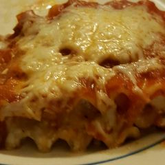 A picture of Taisen's lasagna roll ups.