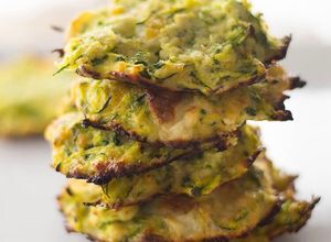 Hình của món Cơm chiên cá hồi.