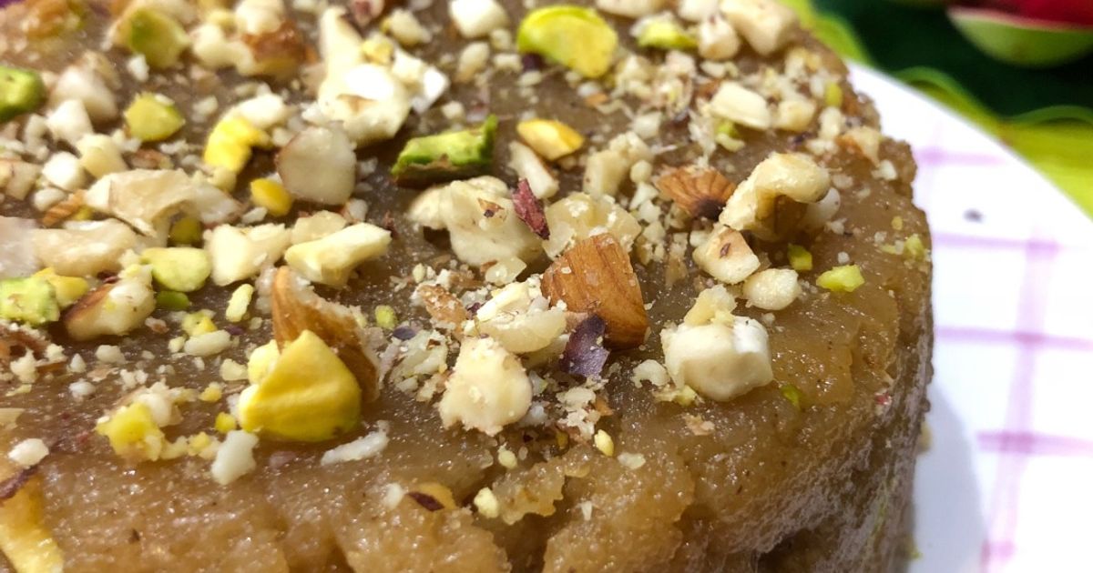 Sooji Besan Halwa Recipe by MadAboutCooking - Cookpad