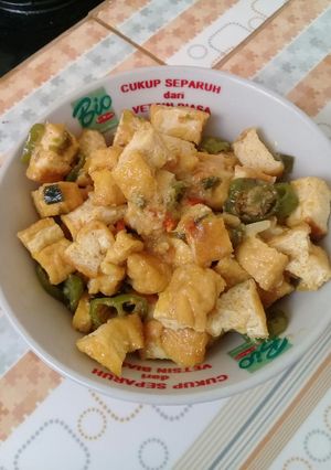 Foto resep Tumis tahu kuning cabe