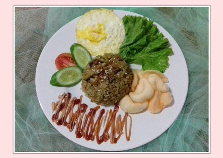 Resep Nasi Goreng Ayam, Sosis, Telur Anti Gagal