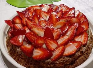Foto di Crostata morbida alle fragole gluten free e senza latte