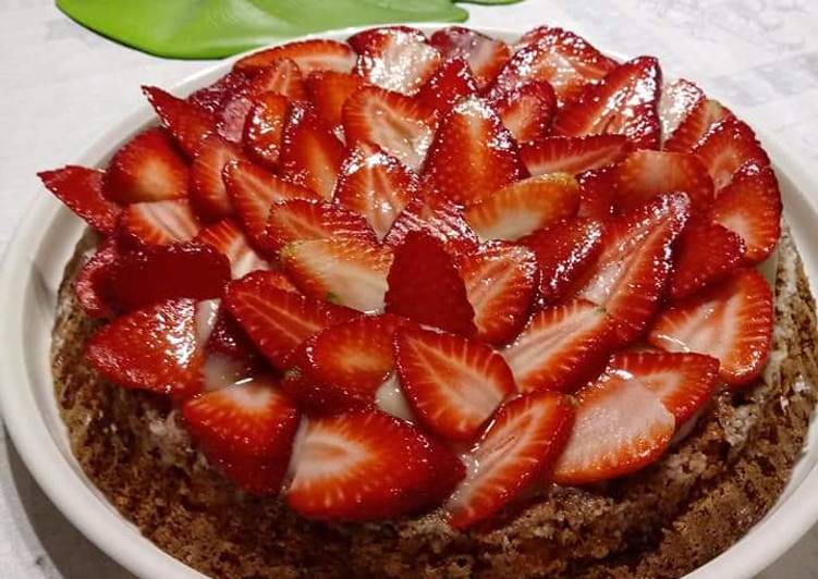 Crostata morbida alle fragole gluten free e senza latte