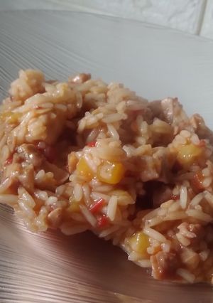 Una foto de Arroz con pollo y zapallitos