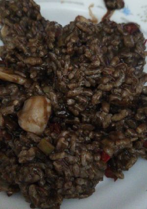 Una foto de Arroz negro con calamares