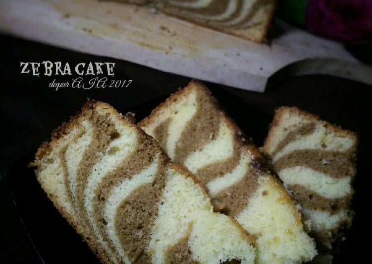 Resep: Zebra cake putih telur Enak - Resep Masakan