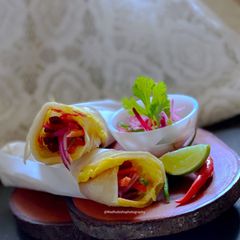 A picture of Egg Roll.