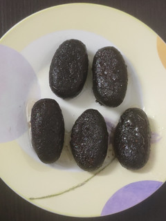 காலா ஜாமூன் (Kala jamoonrecipe in tamil) செய்முறை முக்கிய புகைப்படம்