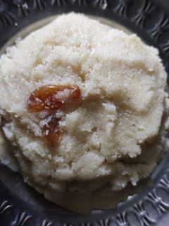 মিষ্টি সুজি (Mishti sooji recipe in Bengali) রেসিপির প্রধান ছবি