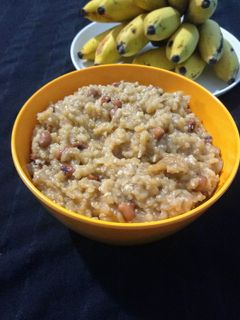 பெரும் பயறு சர்க்கரைப் பொங்கல் (Perum payaru sarkarai pongal recipe in tamil) செய்முறை முக்கிய புகைப்படம்