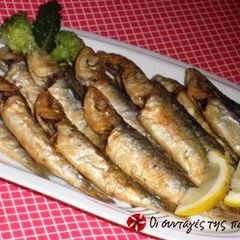 A picture of Fried sardines.