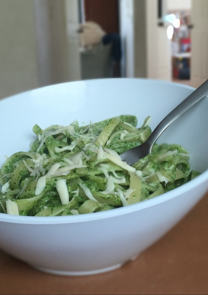 Una foto de Pasta Espinaca-Alfredo