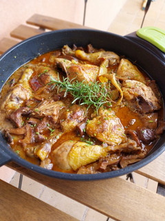 Foto principal de Pollo asado con níscalos y senderuelas