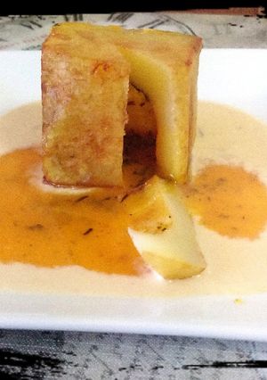 Una foto de Tortilla de patata cubica