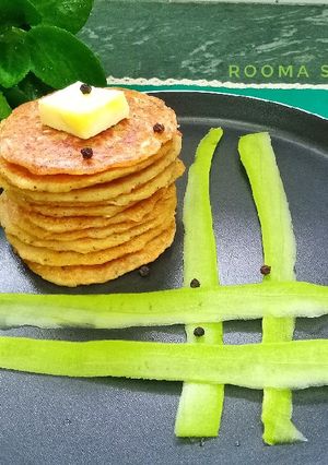 लौकी के पैनकेक्स (lauki pancake recipe in Hindi) रेसिपी मुख्य फोटो