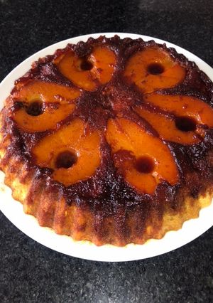 Una foto de Tarta invertida de peras