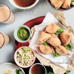 A picture of Baked Paneer Matar Samosa.