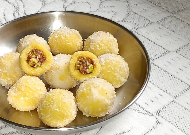 Coconut Ladoo with Gulkand Dry Fruits Filling !!
