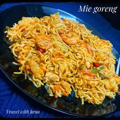 A picture of Malaysian style Mie goreng.
