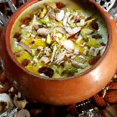 A picture of Kesri sabudana kheer.