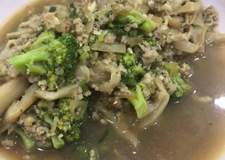 Tumis Brokoli daging jamur tiram saus teriyaki