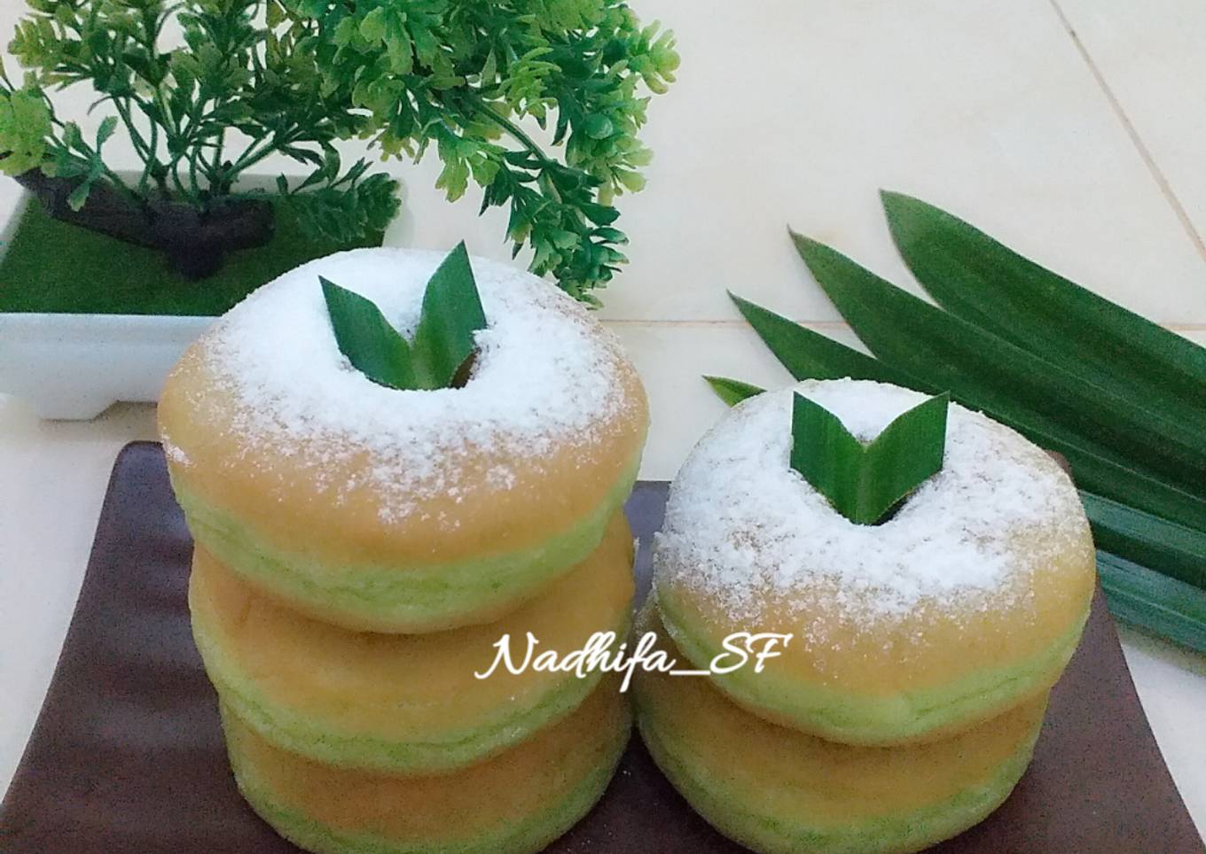 Donat Pandan Empuk