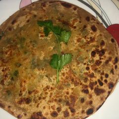 A picture of Breakfast recipe Peas Paratha.