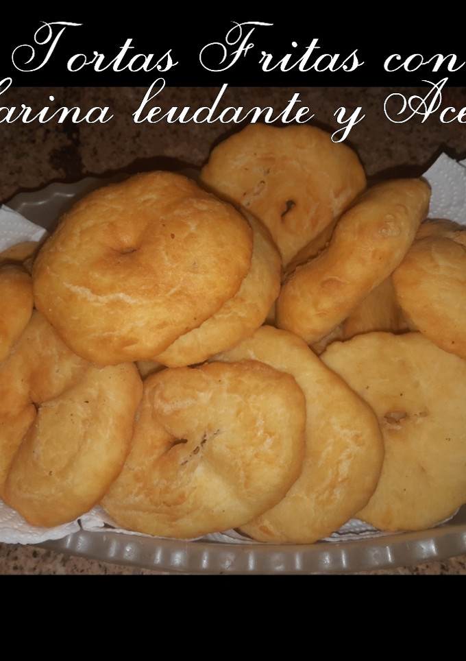 Una foto de Tortas fritas con harina leudante y aceite👍🏻🤩