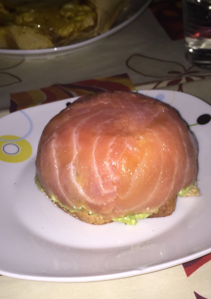 Una foto de Volcán de salmón